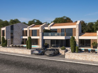House with a view of the sea in the vicinity of Umag - at the stage of construction