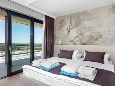 Luxury Villa with a unique view in Istria 25