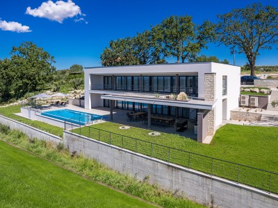 Luxury Villa with a unique view in Istria 22