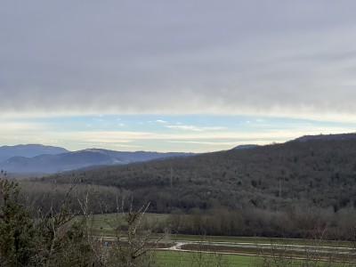 Zemljišče na hribu s pogledom na Motovun 4