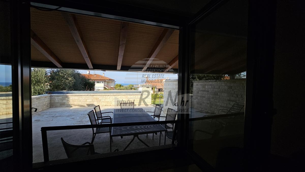 House near the sea with sea view 5