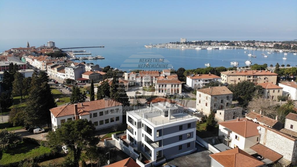 Stan u Umagu sa krovnom terasom  - top lokacija 150 m od mora! 16
