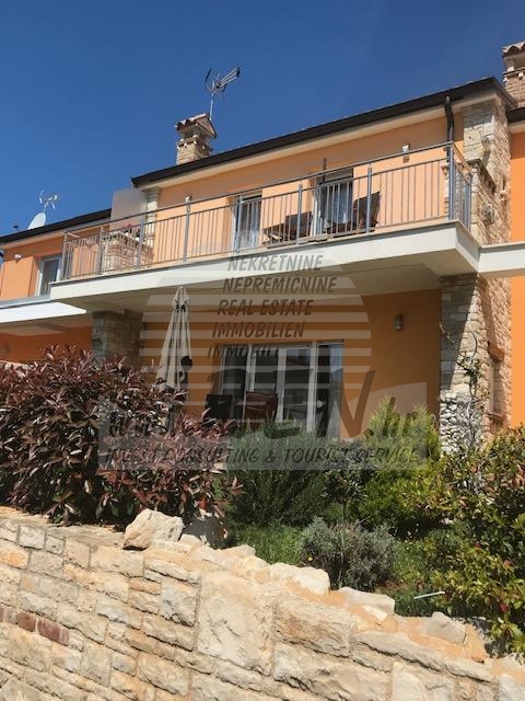 Kuća u okolici Novigrada 2