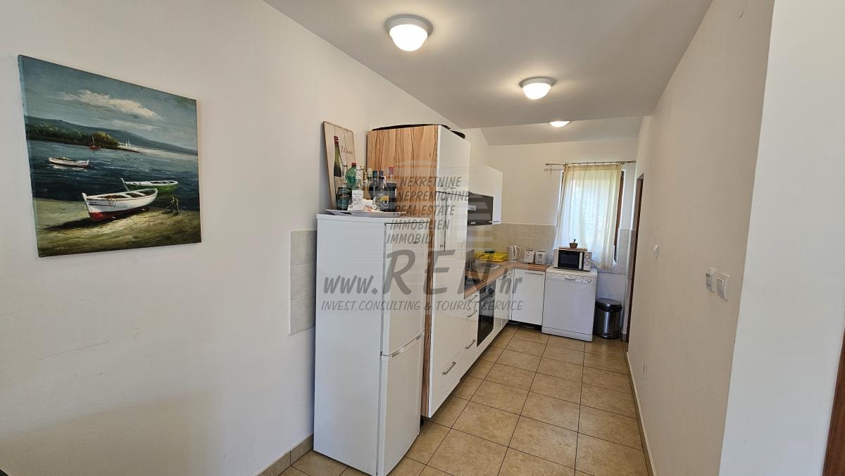 Obiteljski dom s vrtom i pogledom na more – Novigrad 5