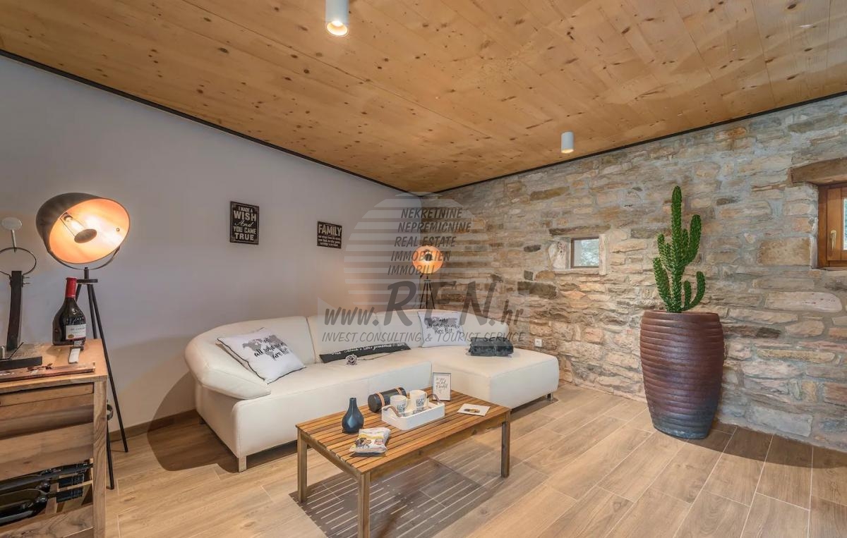 Stone residence for investment 43