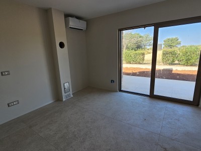 Erdgeschosswohnung in der Nähe des Strandes und des Zentrums von Umag - in Gebäude 7