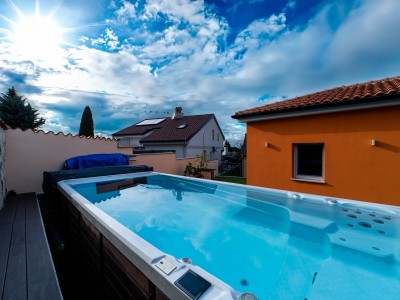 PRESTIGEHAUS MIT POOL – NUR 50 m VOM MEER 5
