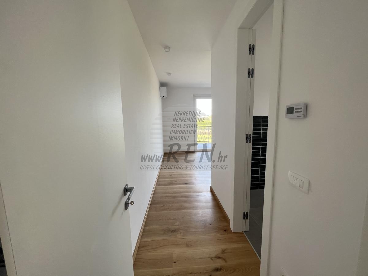 Villa in the vicinity of Novigrad 5