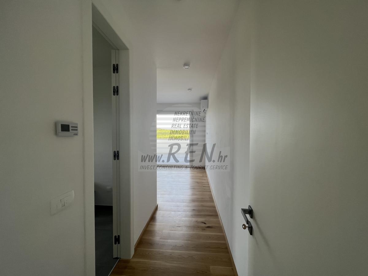 Villa in the vicinity of Novigrad 6