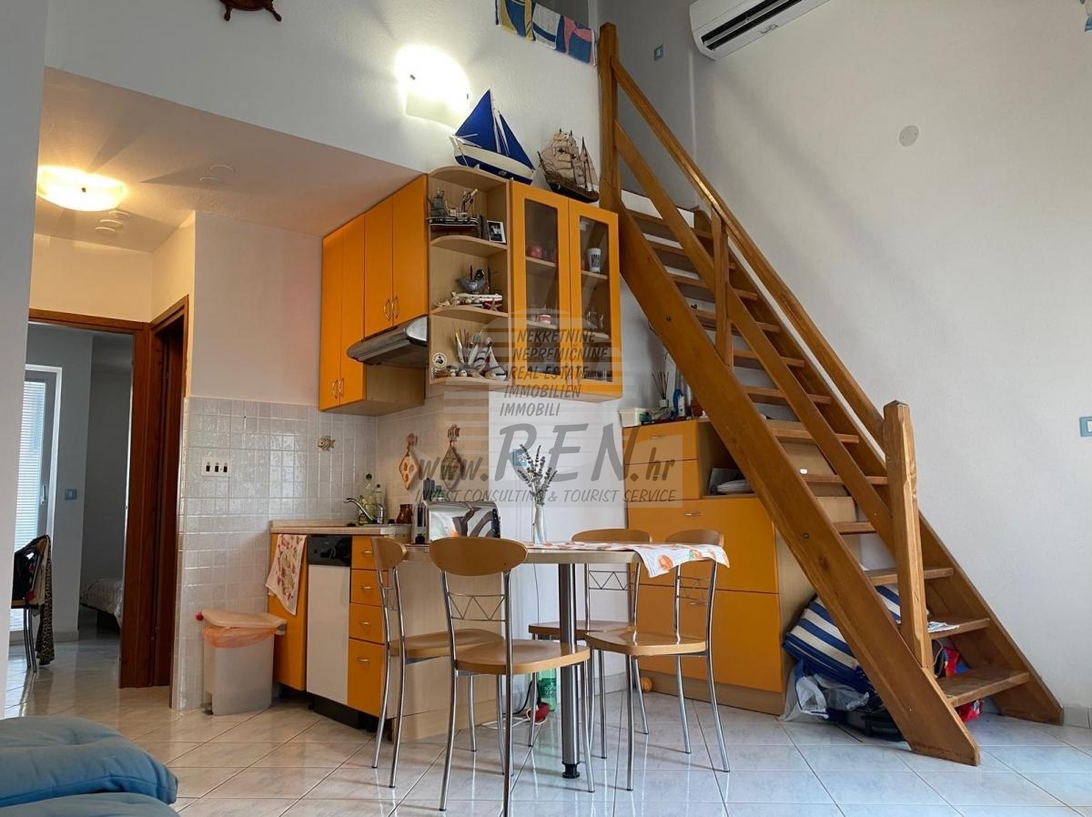 Apartment with Gallery and Sea View – 300 m from the Beach 2
