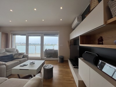 Apartment in Novigrad with a roof terrace 11