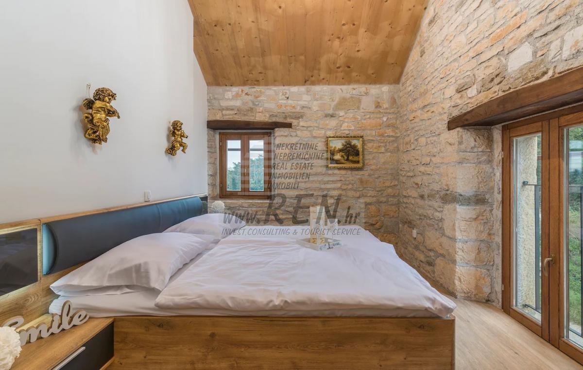 Stone residence for investment 13