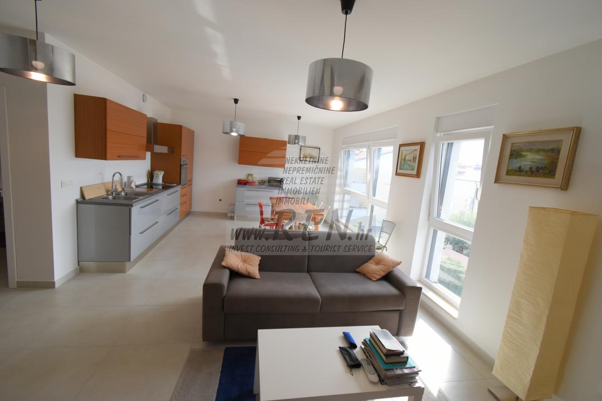 Apartment in Novigrad with a beautiful view of the sea 4