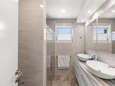 Haus mit Swimmingpool in ruhiger Lage in Novigrad 19