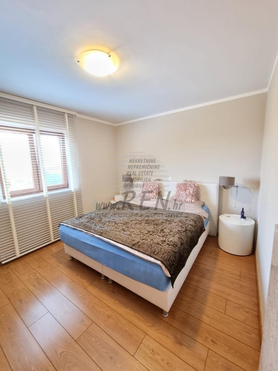 Semi-detached house, fully furnished, 2 km from the sea 8
