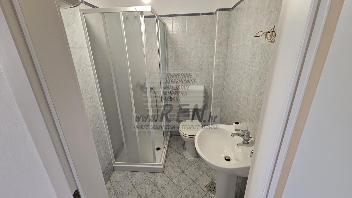 Stan blizu plaže u Novigradu 8
