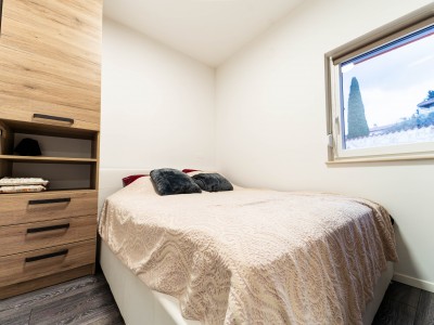 PRESTIGEHAUS MIT POOL – NUR 50 m VOM MEER 22