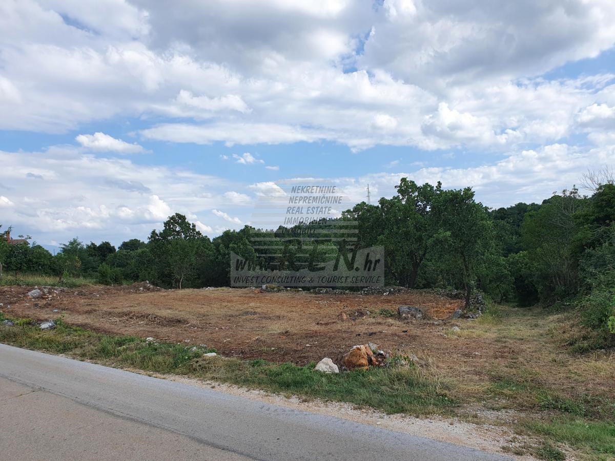 Terreno edificabile nei dintorni di Buje-Buie 3