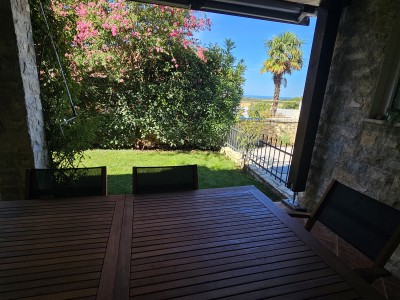 Mediteranska vrstna hiša s pogledom na morje – okolica Novigrada 2