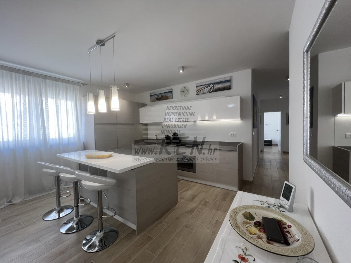 Wohnung in Novigrad 8
