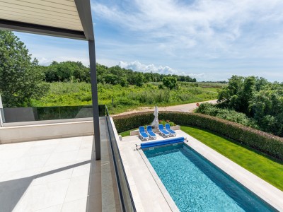 Haus mit Swimmingpool in ruhiger Lage in Novigrad 2