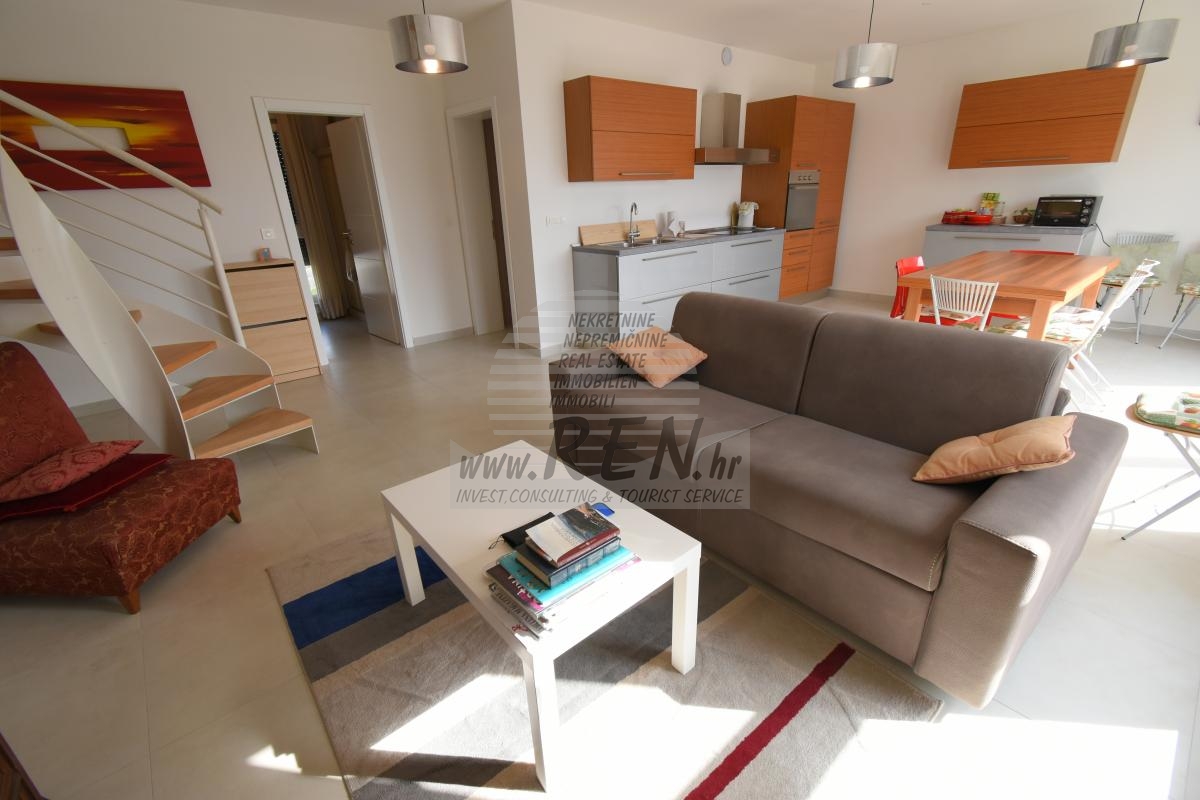 Apartment in Novigrad with a beautiful view of the sea 6