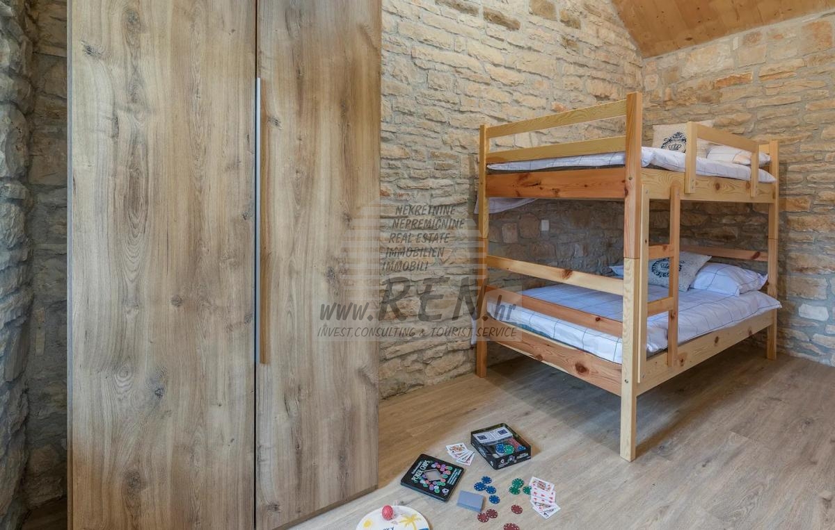 Stone residence for investment 17