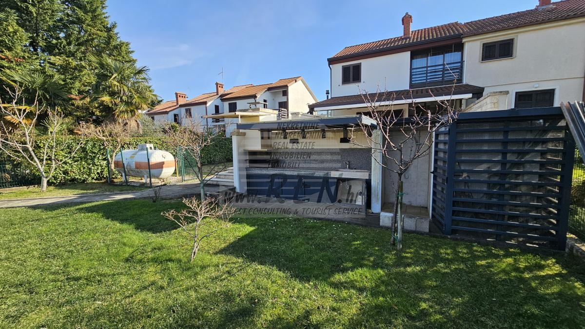 House near the sea with sea view 12