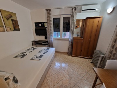 Einfamilienhaus in ruhiger Lage in der Nähe von Novigrad 26