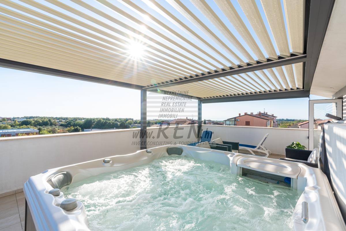 Haus mit Swimmingpool in ruhiger Lage in Novigrad 35