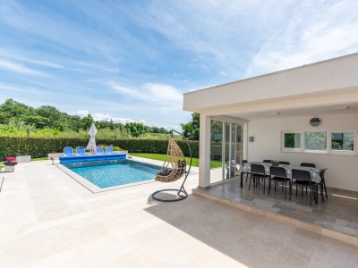 Haus mit Swimmingpool in ruhiger Lage in Novigrad 3