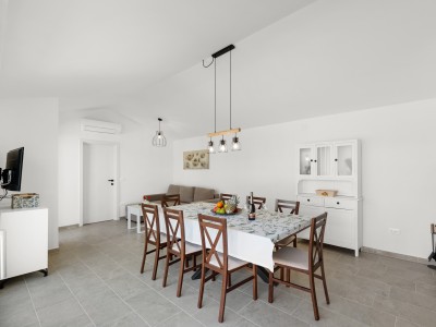 Luksuzna vila s bazenom u Brtonigli 32