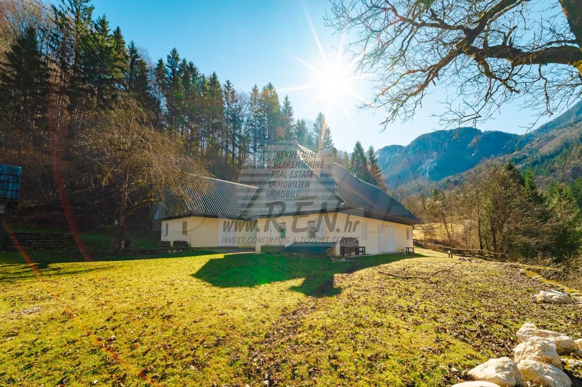 Hiša Bovec 9