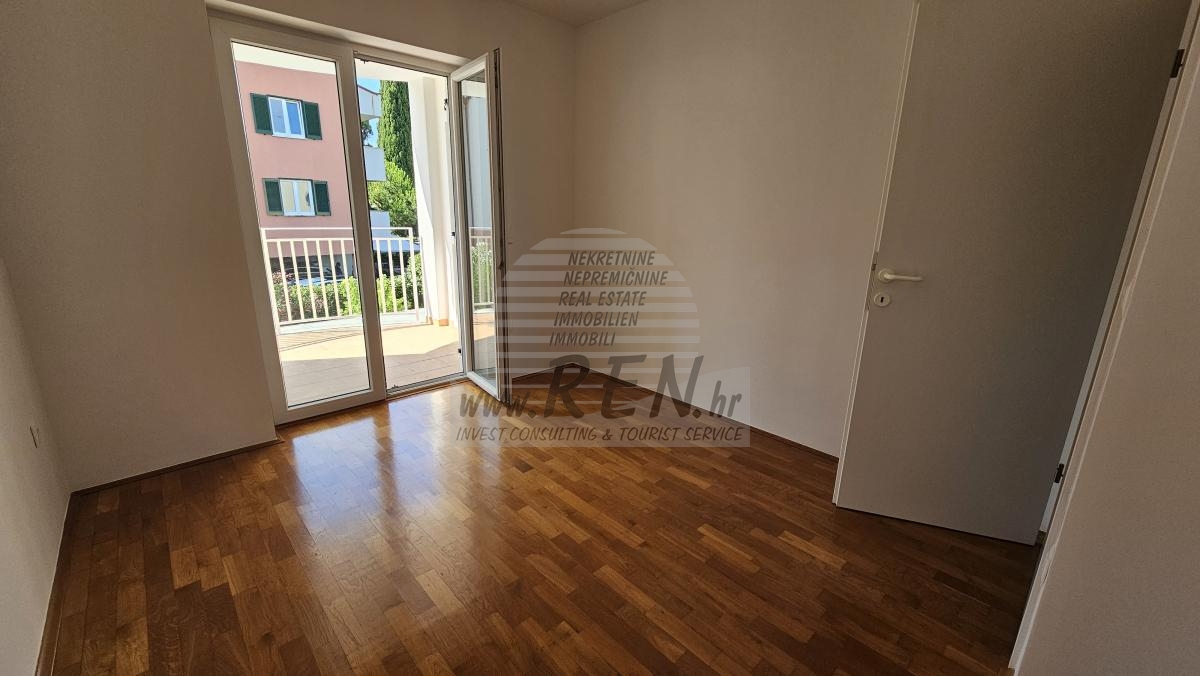 Stan blizu plaže u Novigradu 11