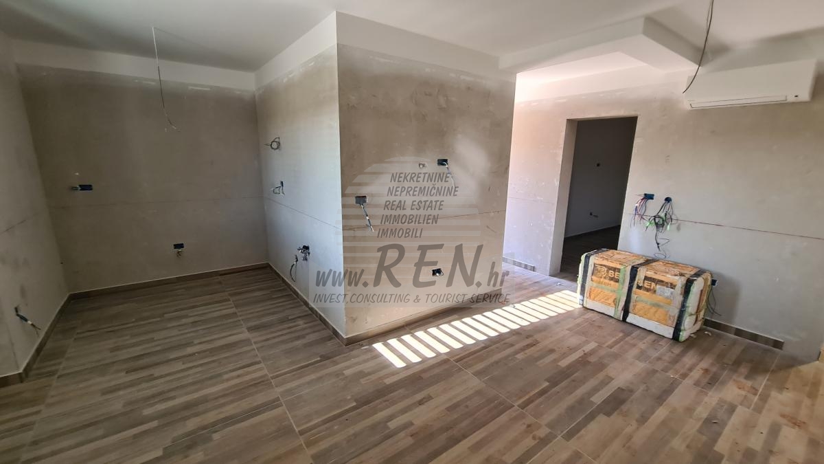 Casa nelle vicinanze di Umag con 4 apartamenti - nella fase di costruzione 6