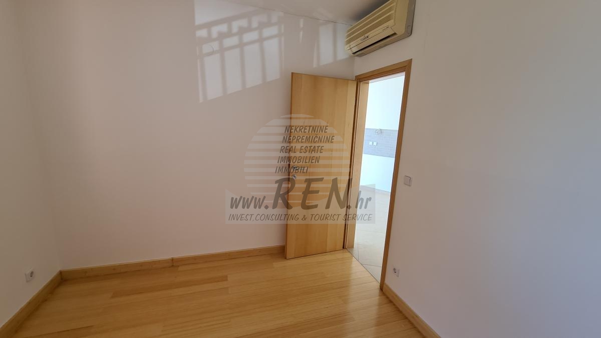 Ferienwohnung in Novigrad erste Reihe zum Strand 10