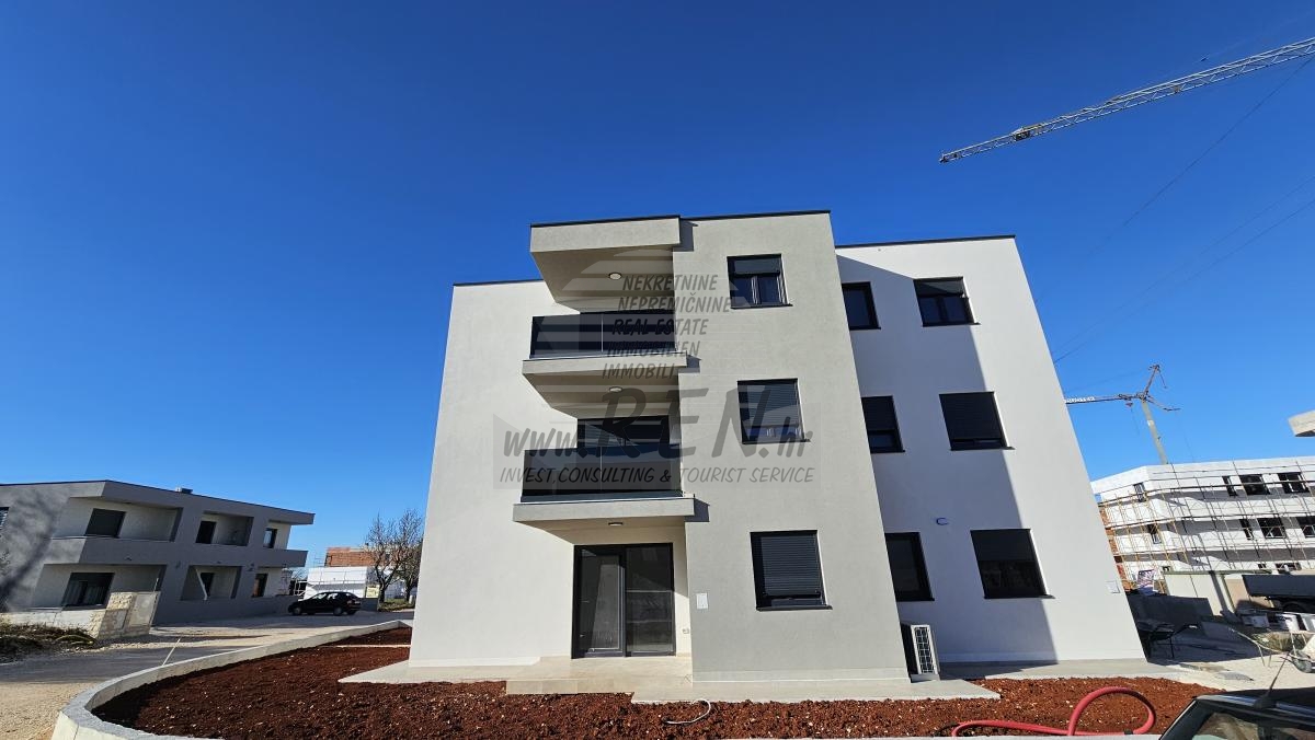Apartment in the vicinity of Umag with a view of the sea - at the stage of construction 11