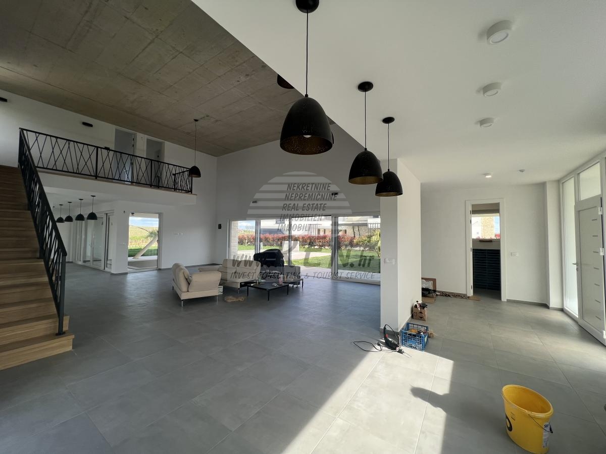 Villa in the vicinity of Novigrad 15