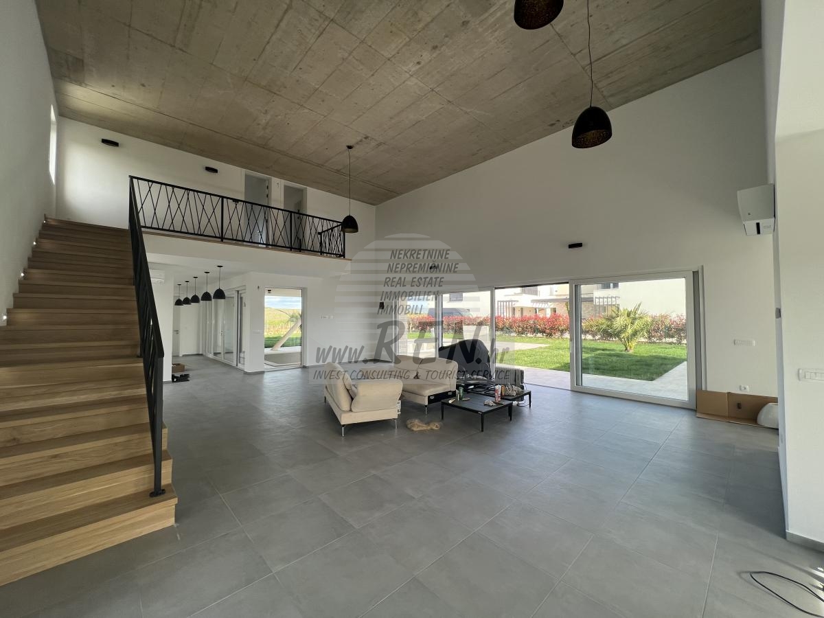 Villa in the vicinity of Novigrad 14