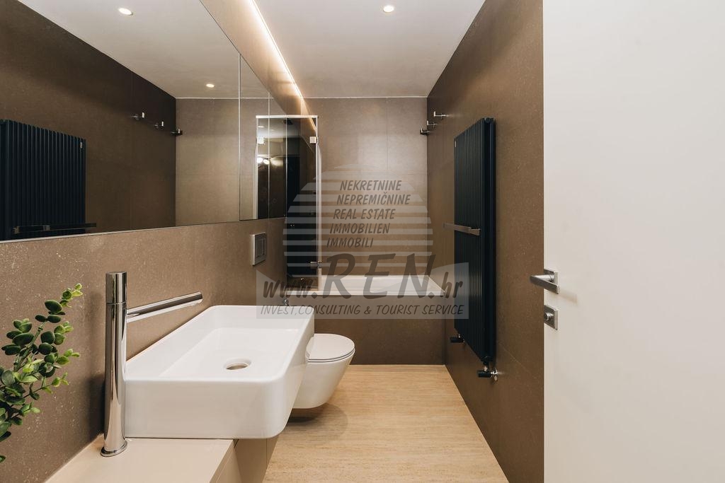 Luxuriöse Wohnung zum Verkauf im schönen Novigrad mit Meerblick 17