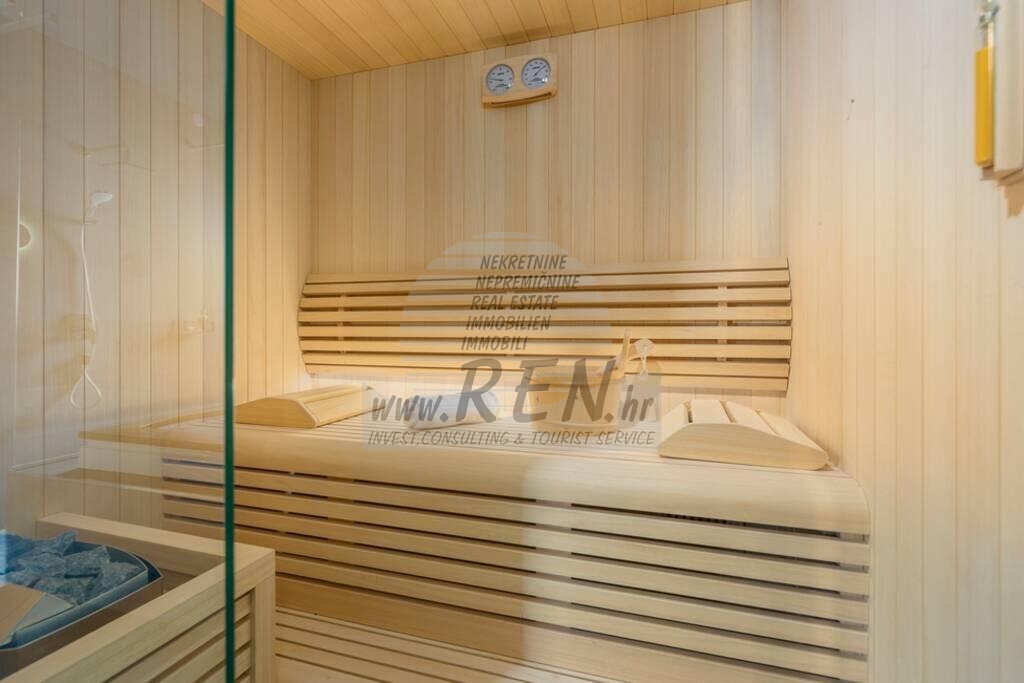 Vila v okolici Buja 34