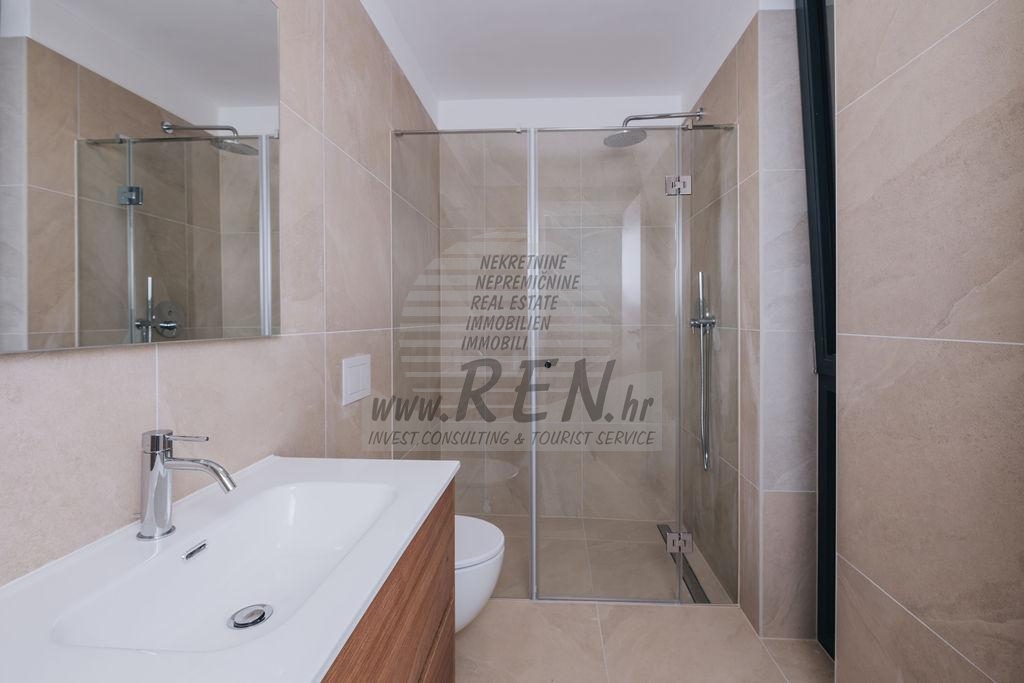 Luxus Immobilien Istrien, Zum Verkauf eine Exklusive Wohnung in Novigrad 19