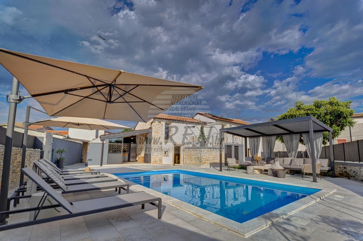 Unique Villa in a quiet place 4