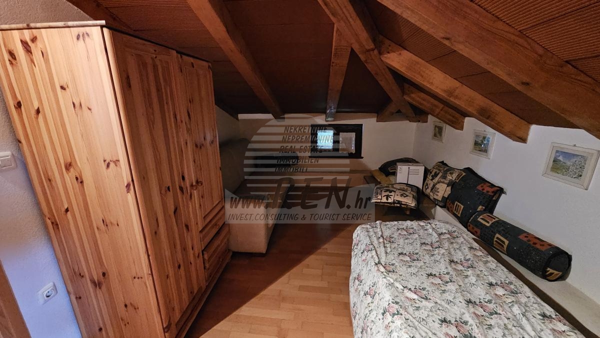 Stone Townhouse with Sea View – Novigrad Old Town 7