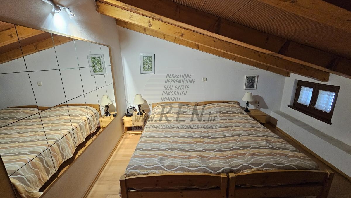 Stone Townhouse with Sea View – Novigrad Old Town 6