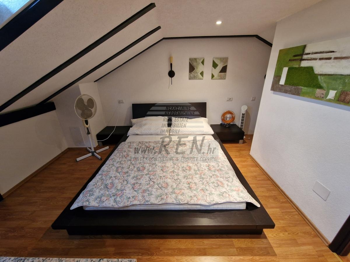 Einfamilienhaus in ruhiger Lage in der Nähe von Novigrad 24