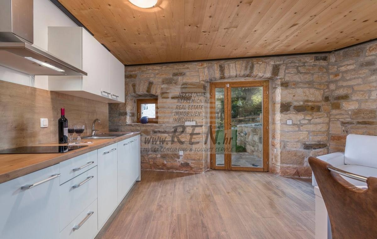 Stone residence for investment 28