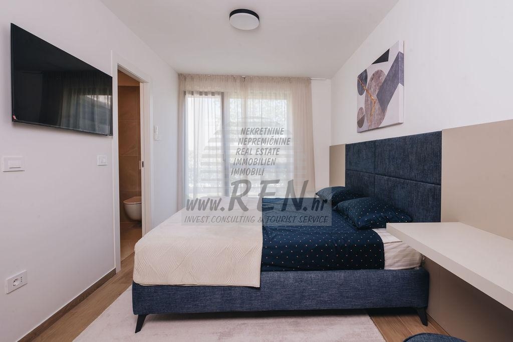 Luxus Immobilien Istrien, Zum Verkauf eine Exklusive Wohnung in Novigrad 15