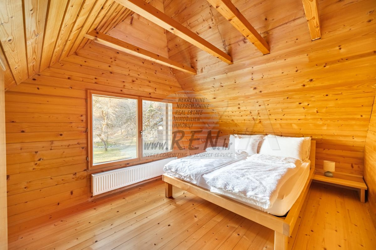 Hiša Bovec 11
