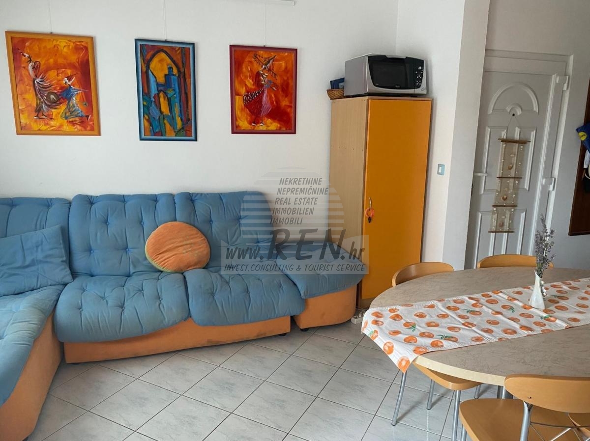 Apartment with Gallery and Sea View – 300 m from the Beach 5